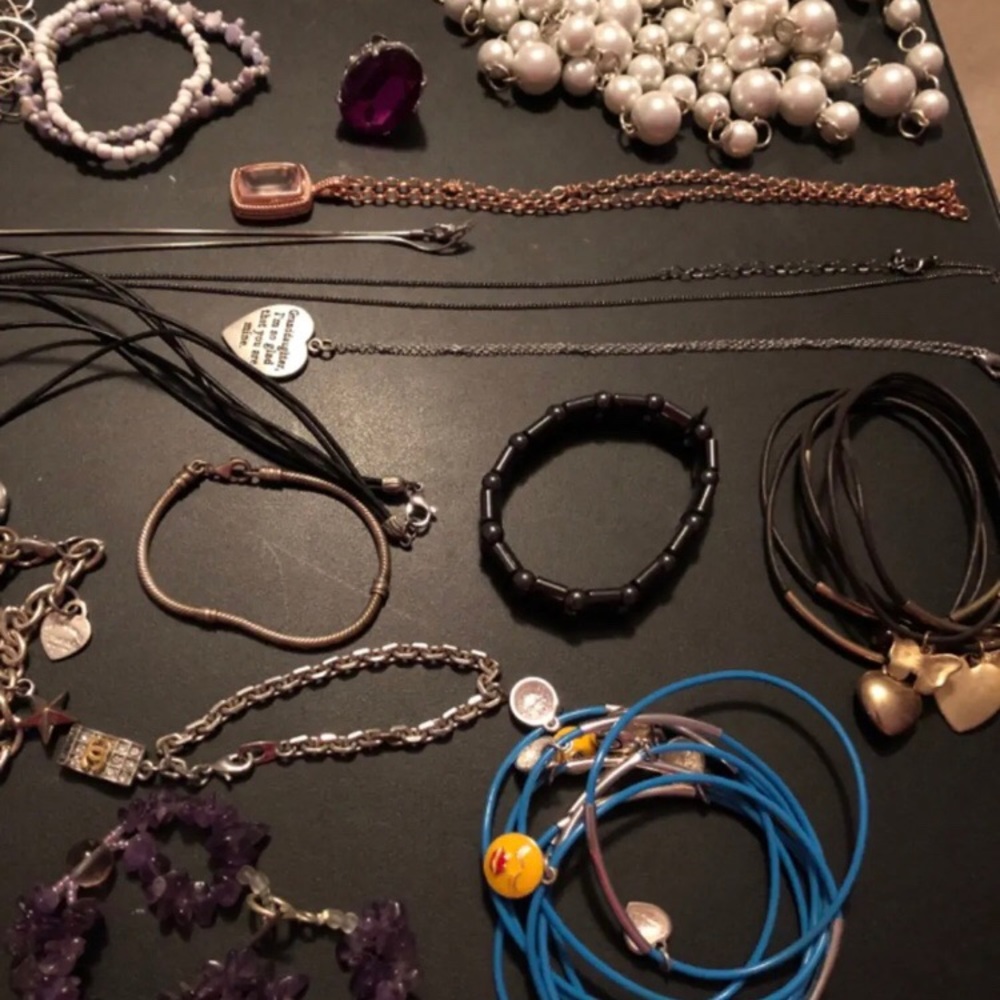 Various pieces of jewelry